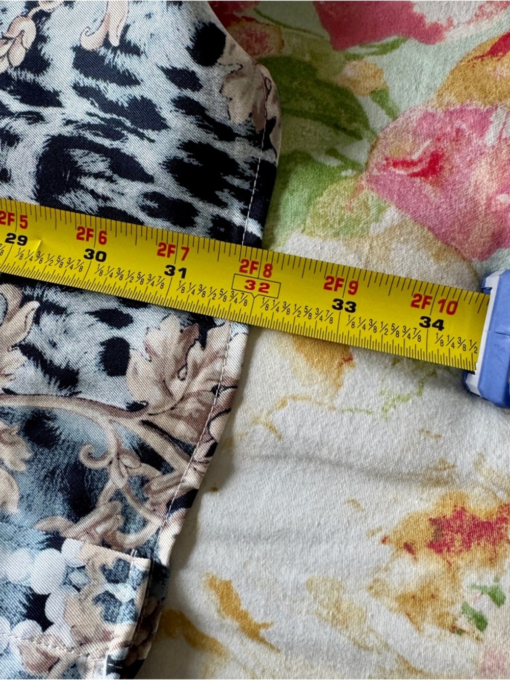 Chico's Blue and Cream Ornate Print Button-Down Shirt (Chico’s size 4) - Picture 5 of 13